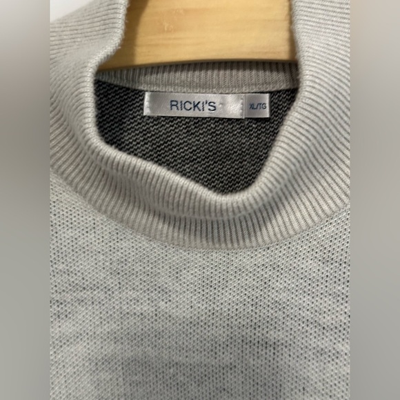 Ricki's: Women’s Plaid Poncho - Size XL - Picture 4 of 7